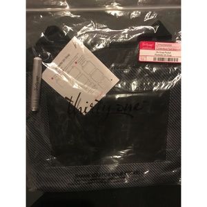 One snap pocket w/ chalkboard